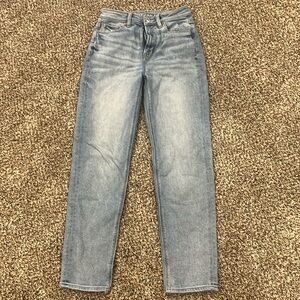 American Eagle women’s jeans